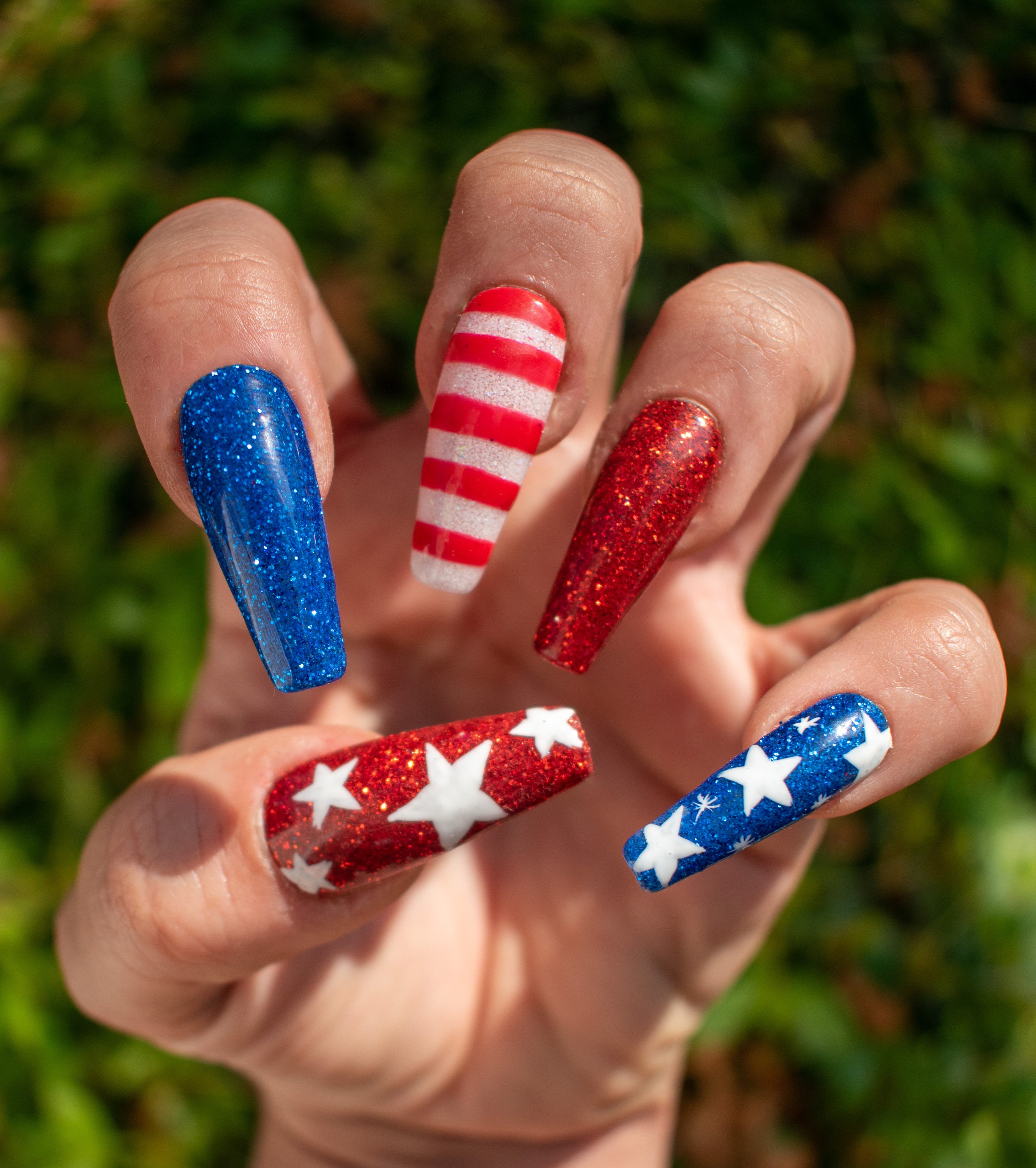 11 Subtle Fourth of July Nails That Feel Festive Without the Fuss - Chic Gold Star Accents
