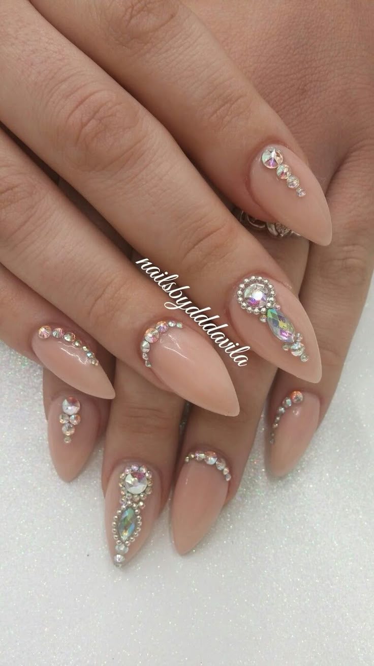 13 Almond Nails with Gems That Look Like Luxury on Your Fingertips - 7. Subtle Ombre with Gems