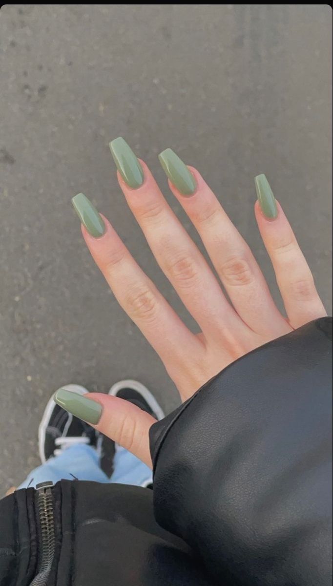 14 Sage Green Nail Ideas That Are Calm, Chic & Pinterest-Approved - Sage Green on Square Tips