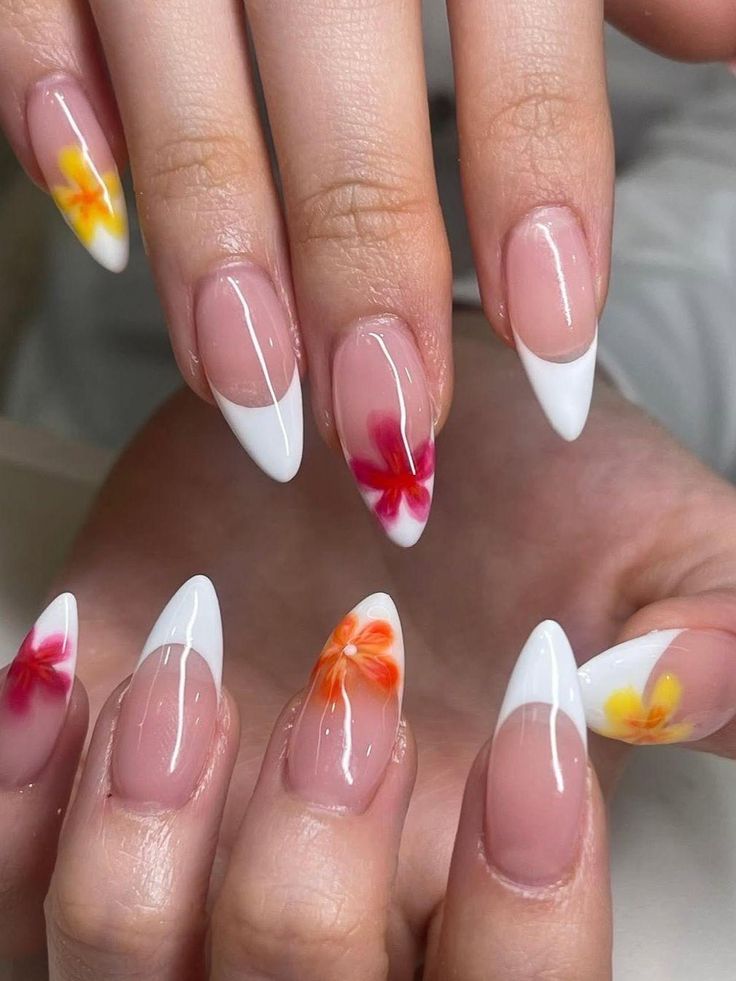 16 Summer Nails Aesthetic Ideas That Are Pinterest-Perfect & Totally Fun - 2. Floral Fantasy