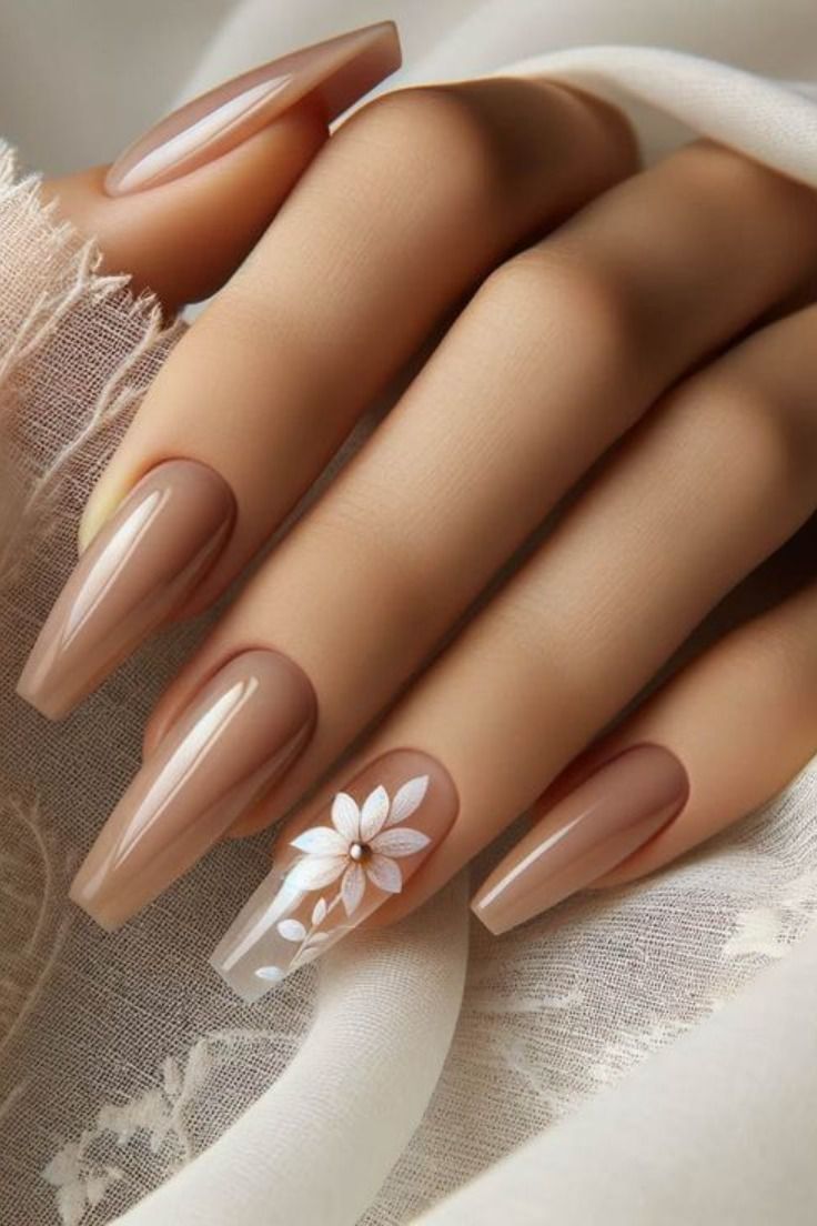 17 Elegant Nude Nail Art Ideas That Will Make You the Star of Every Occasion! - Artistic Watercolor Effect