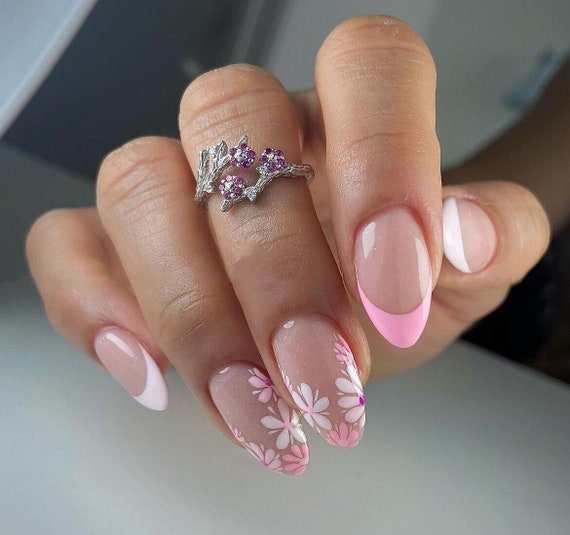 8 Summer Nail Art Ideas You Need to Try – Floral & Fun! - 5. French Twist with Floral
