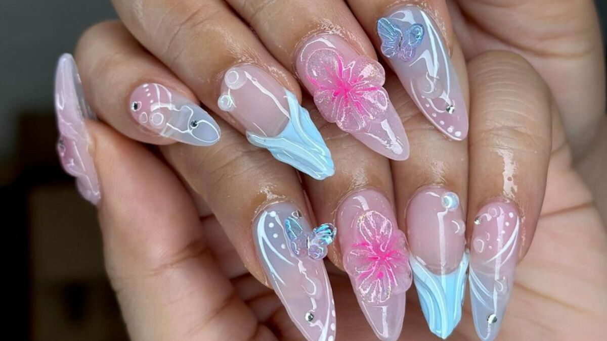 Nail Art Ete: 20 Must-Try Summer Nail Designs That Will Turn Heads! - Beach Vibes