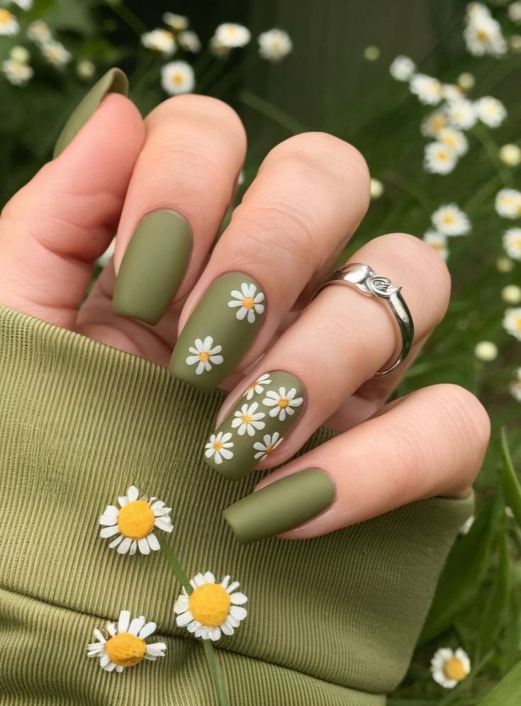 Unlock the Trend: 8 Calm & Chic Matcha Green Nail Designs You Need! - Daisy Delight